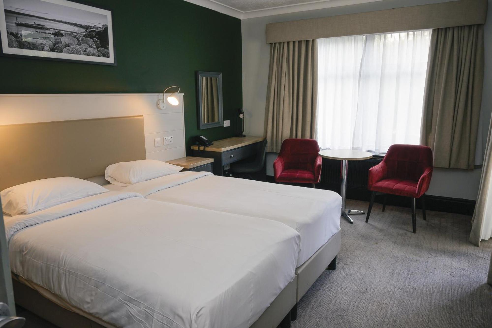 Park Inn By Radisson Bournemouth Exteriör bild
